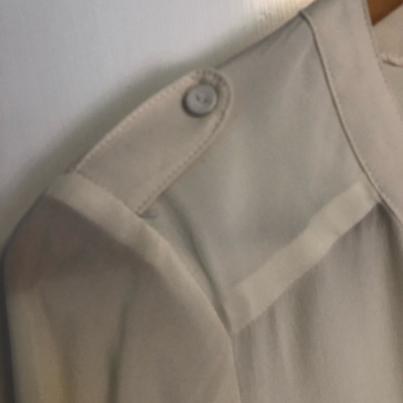 SOLD danielrainn elegant silk blouse - Picture 3 of 11